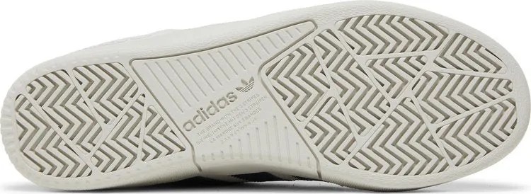 Adidas Tyshawn 'New York' sneakers, gray