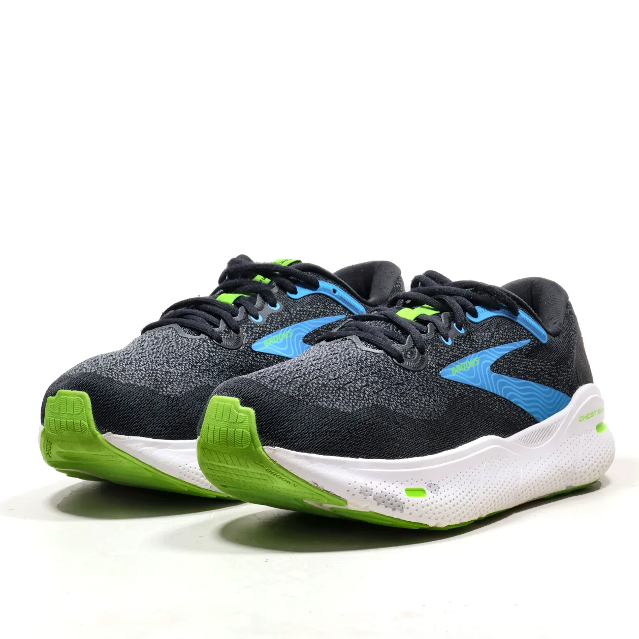 Brooks Ghost Max Sport Shoes Suede Black Colour For Men