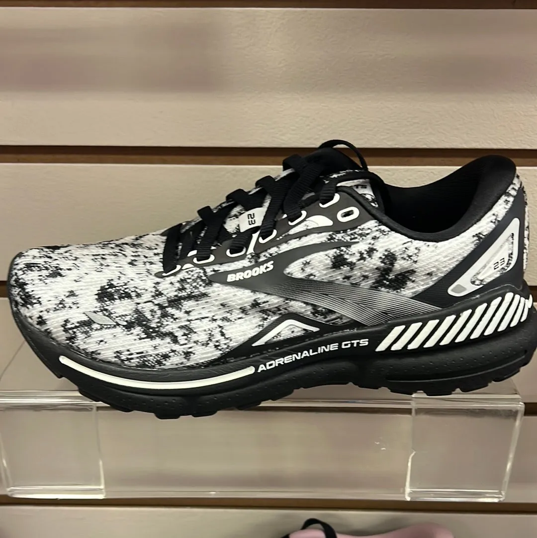 Brooks Women's Adrenaline 23