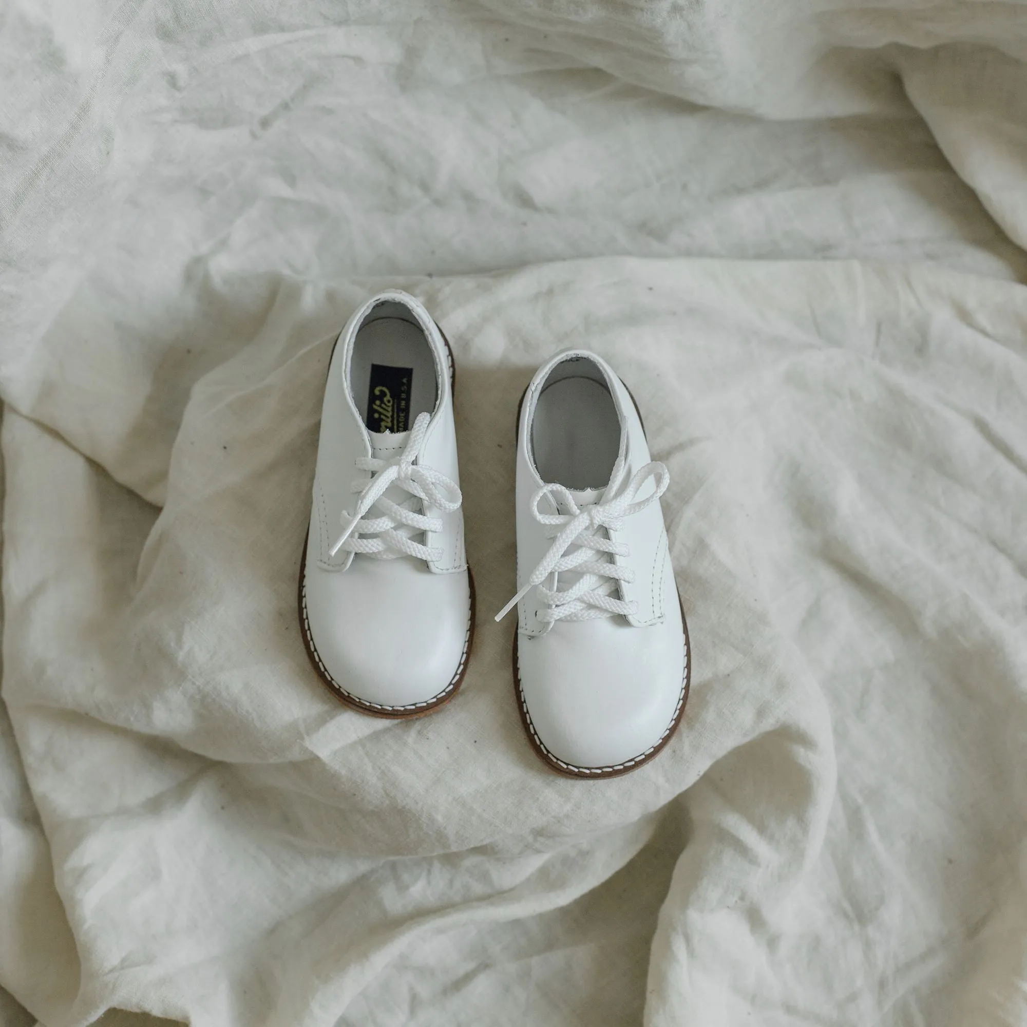 Harvey Oxford | White