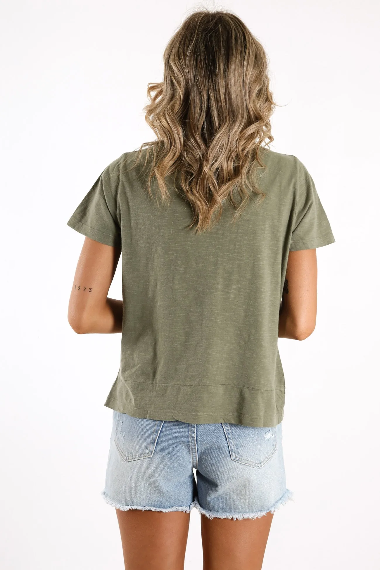 Knot Front Crop Tee Khaki