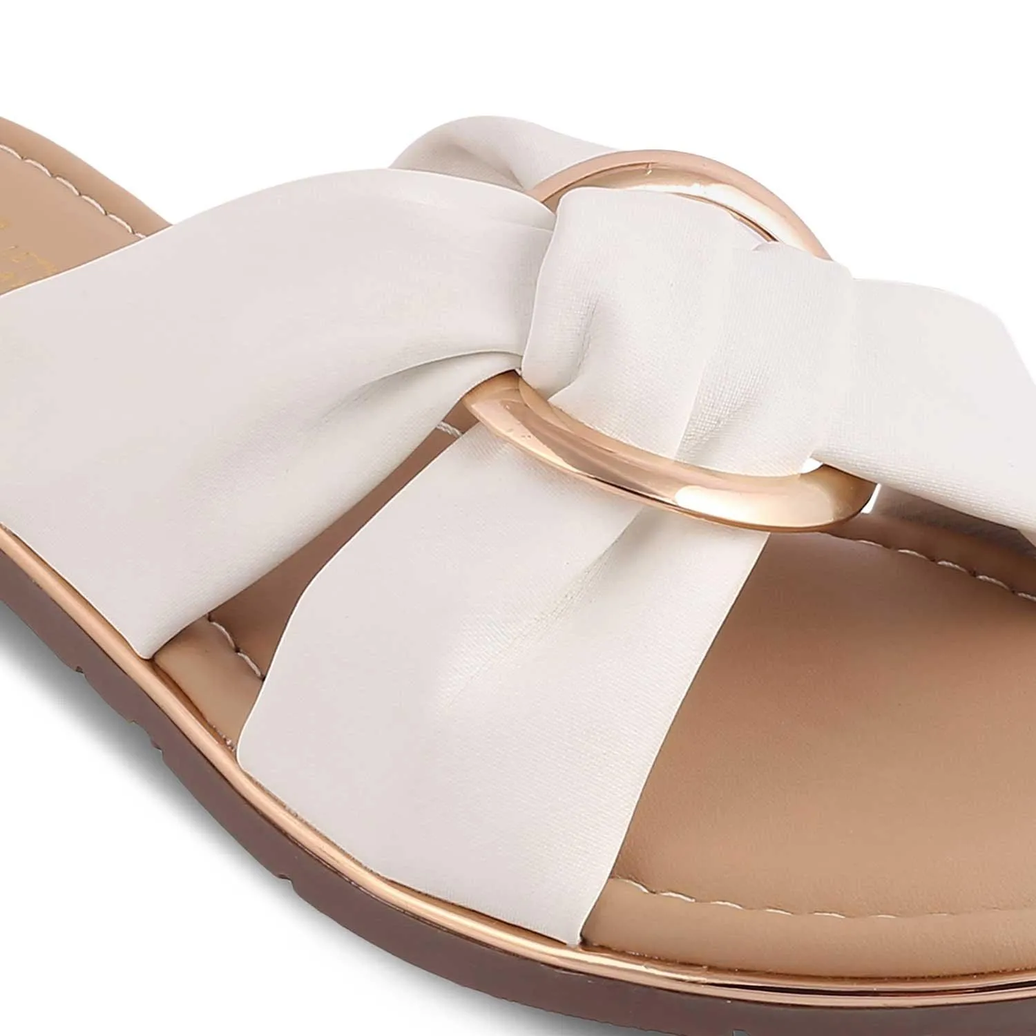 The Glammy White Women's Casual Flats Tresmode